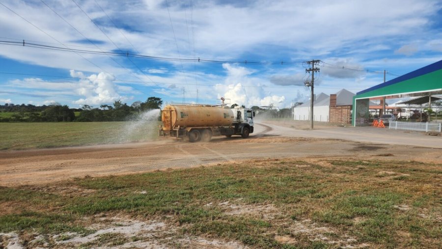 Manutenção e melhorias são feitas para facilitar o acesso ao Centro Tecnológico Vandeci Rack para a 12ª Rondônia Rural Show Internacional